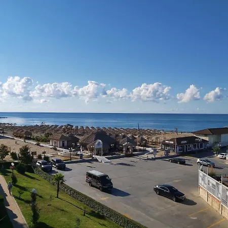 Sea Paradise דירה